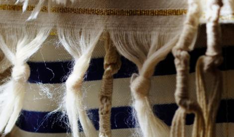 Fringes of tallit (not corners)