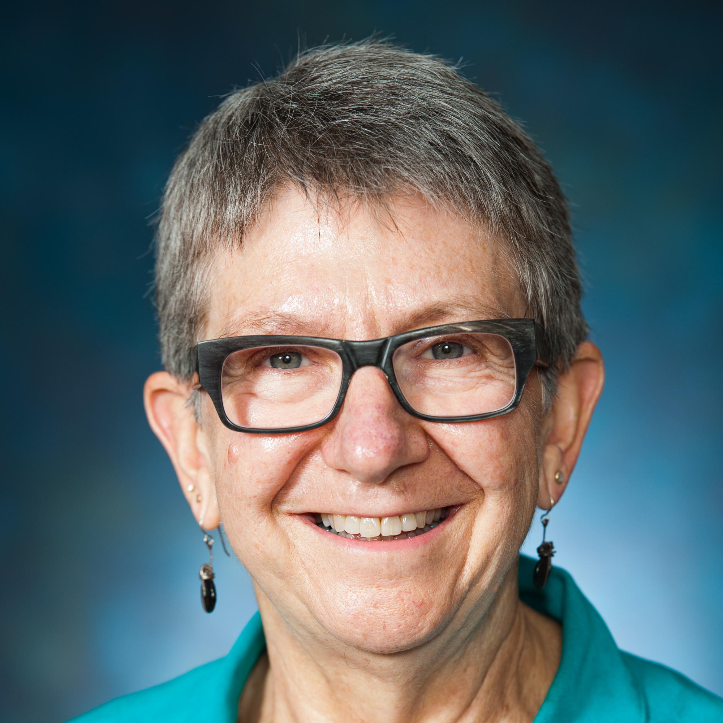 Photo of Rabbi Linda Holtzman