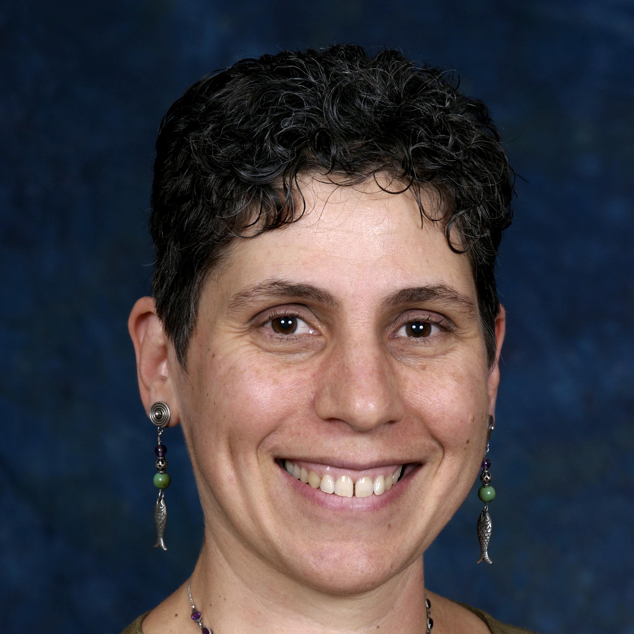 Photo of Rabbi Vivie Mayer