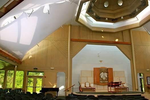 Adat Shalom's main sanctuary