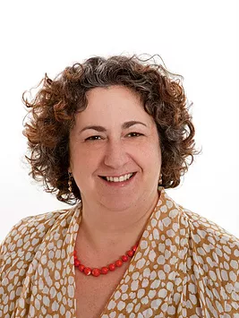 Picture of Rabbi Nina Mandel
