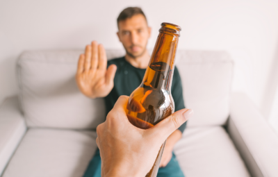 men saying no to alcohol